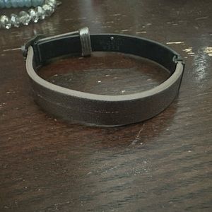 Brown and bronze Keep